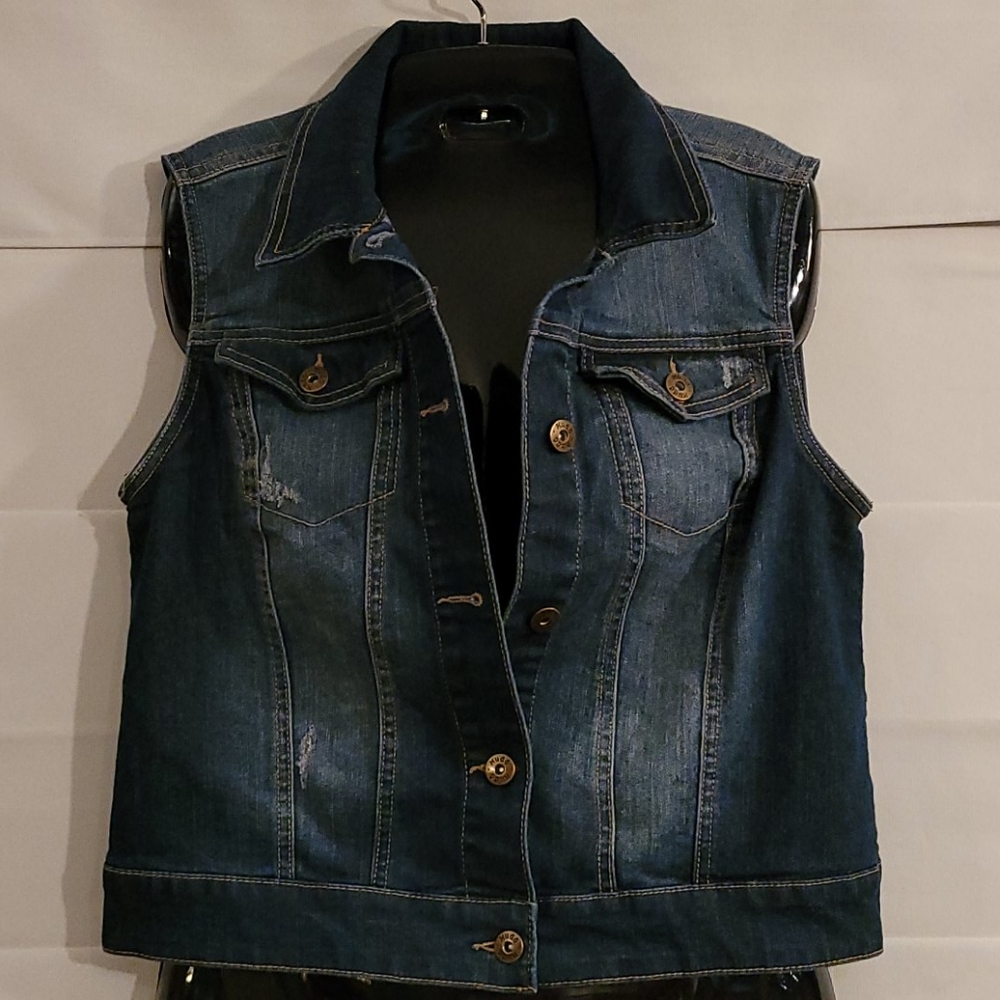 Mudd Denim jacket sleeveless Size M💙